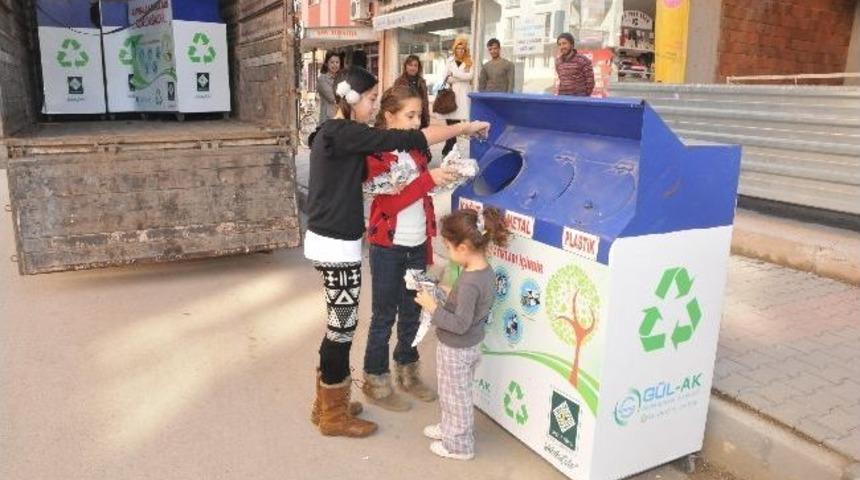 Osmaniye'de Geri Kazanım Kumbaraları Yerleştiriliyor