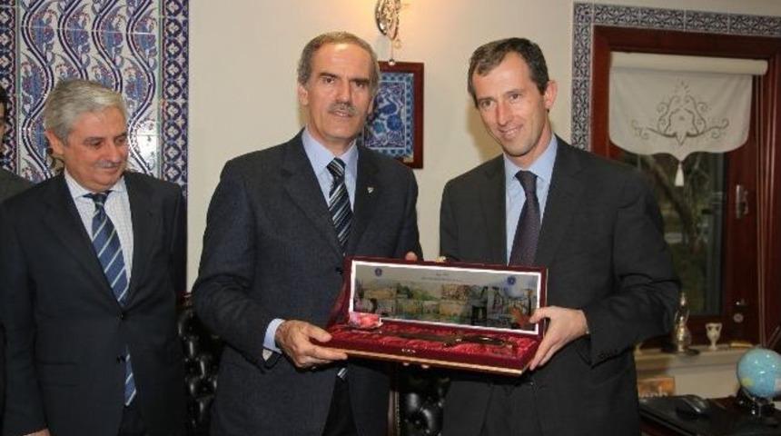 Bursa Raylı Sistemlerle De Marka Olacak