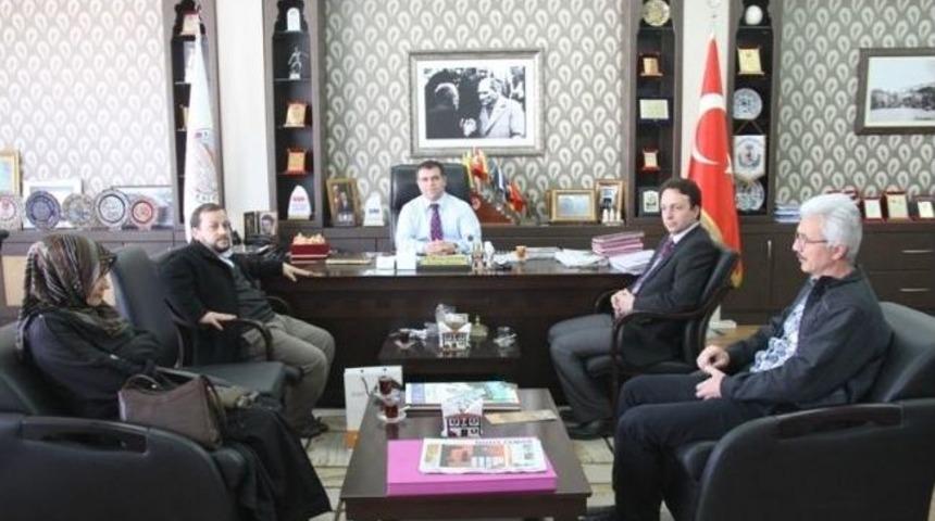 İhh Vakfı'ndan, Başkan Aksoy&rsquo;a Teşekk&uuml;r Ziyareti