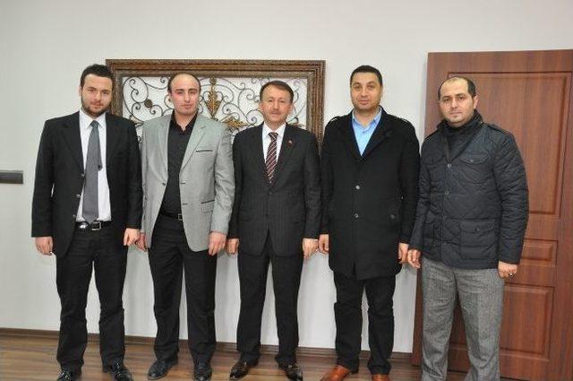 Ak Partili Gen&ccedil;lerden Başkan Karabalık&rsquo;a Ziyaret 1