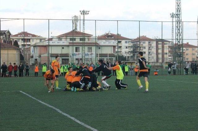 Mutlu Sona Acarspor Ulaştı