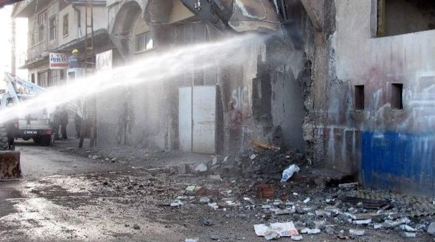 Eski Sanayi Sitesinde Yıkımlar Devam Ediyor