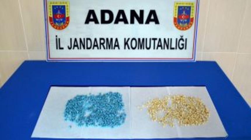 Adana Bin Adet Ka&ccedil;ak Uyarıcı Hap Ele Ge&ccedil;irildi