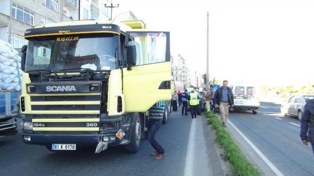 Zincirleme Kaza Ucuz Atlatıldı