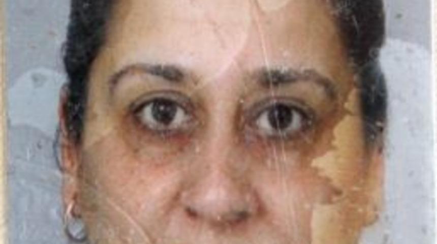 Ecel Onu Oğlunun Kına Eğlencesinde Yakaladı