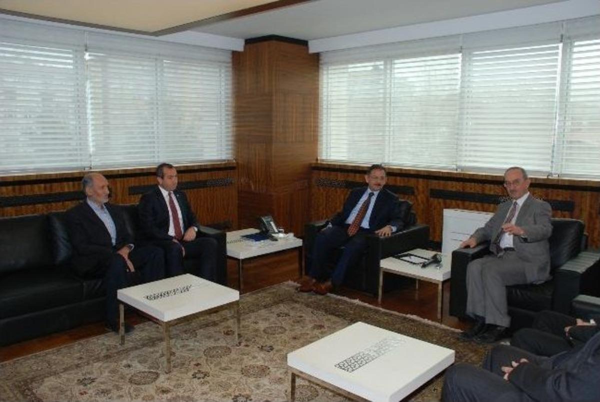 &Ccedil;ankırı Heyeti Başkan &Ouml;zhaseki'yi Ziyaret Etti