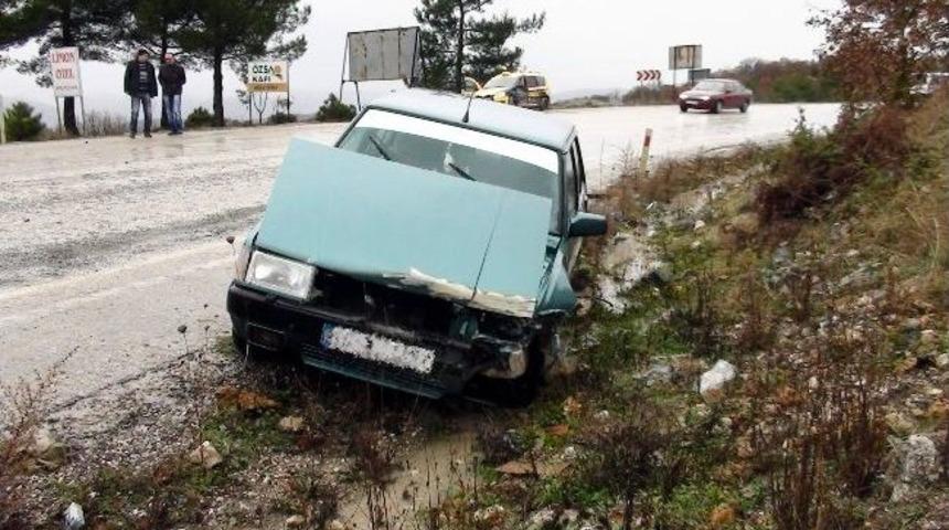 Balıkesir'de Trafik Kazası