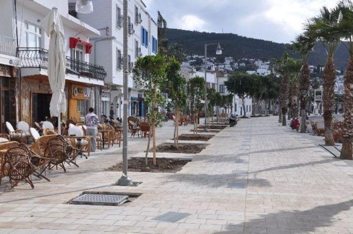 Kumbahçe Meydanı’nda Mermer Döşemesi Başladı G4