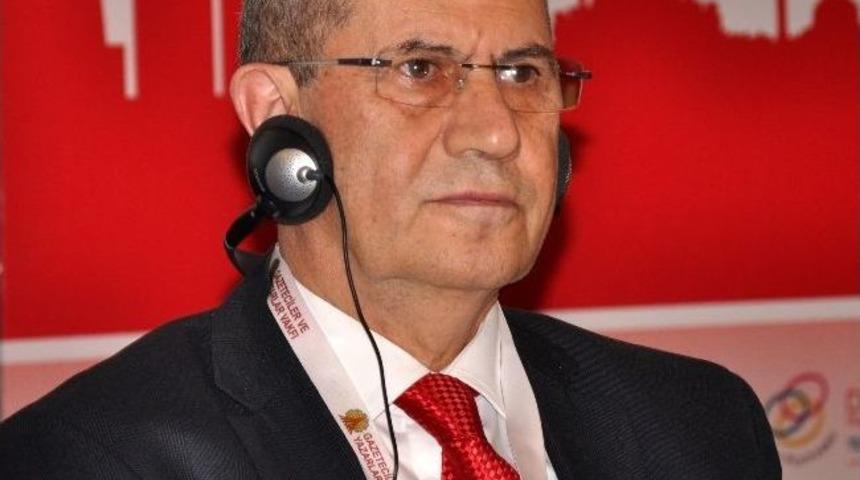 &Uuml;mit Fırat&rsquo;tan "s&uuml;re&ccedil;" Değerlendirmesi