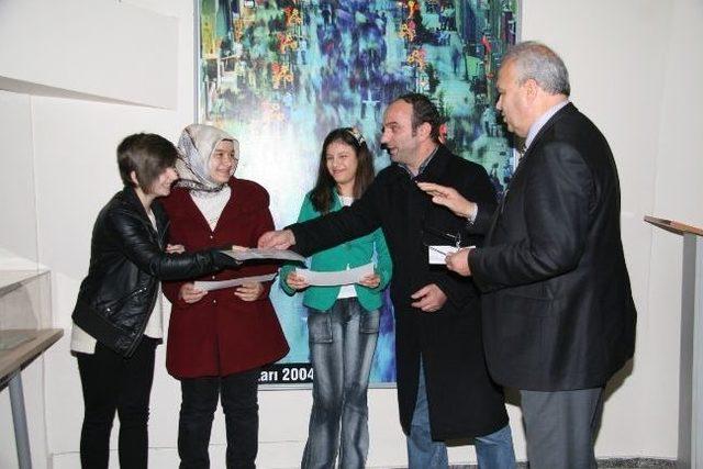 Fotoğraf Yarışmasında &Ouml;d&uuml;ller Verildi 2