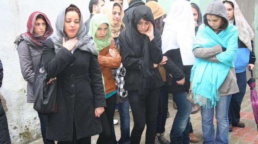 Kalp Krizi Sonucu Hayatını Kaybeden Lise &Ouml;ğrencisi Defnedildi