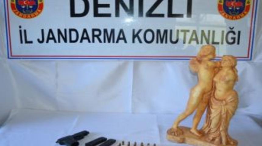 Denizli'de Mermer Heykel Ele Ge&ccedil;irildi