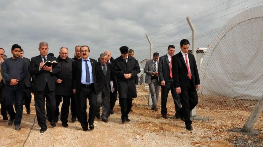 Suriyeliler Adana'daki &Ccedil;adır Kente Haftaya Yerleştirilecek