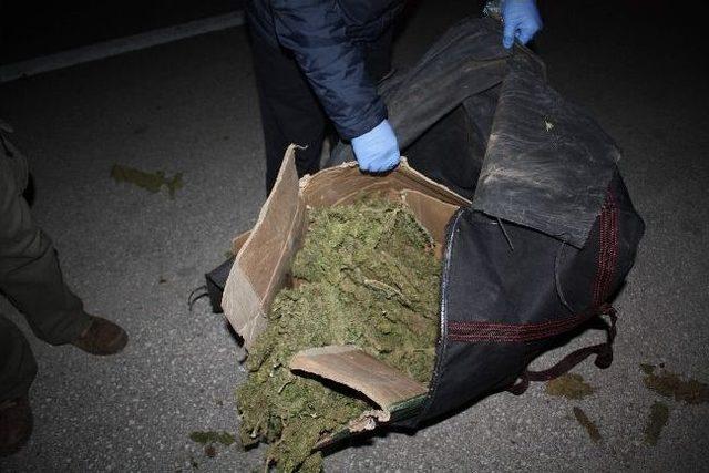 Polisten Ka&ccedil;arken Kaza Yapan Uyuşturucu Zanlısı Yakalandı 1