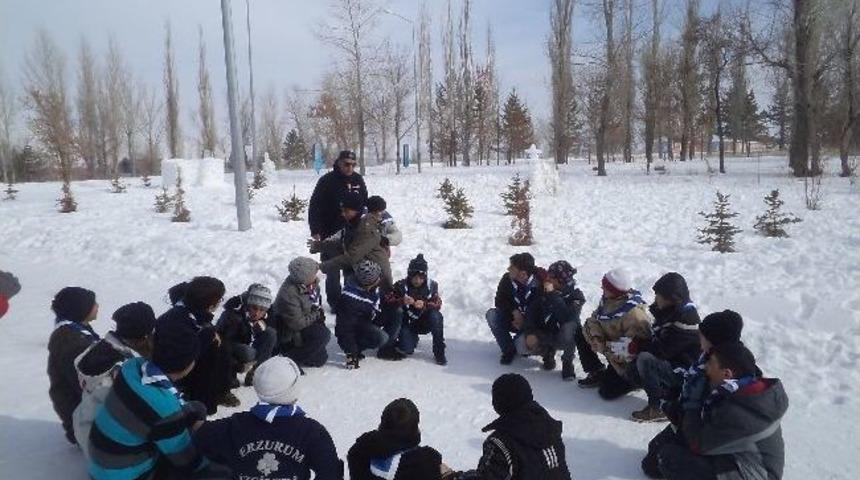 Erzurum İzcileri Soğuk Havaya Meydan Okuyarak Kandilli&rsquo;de Kamp Yaptı