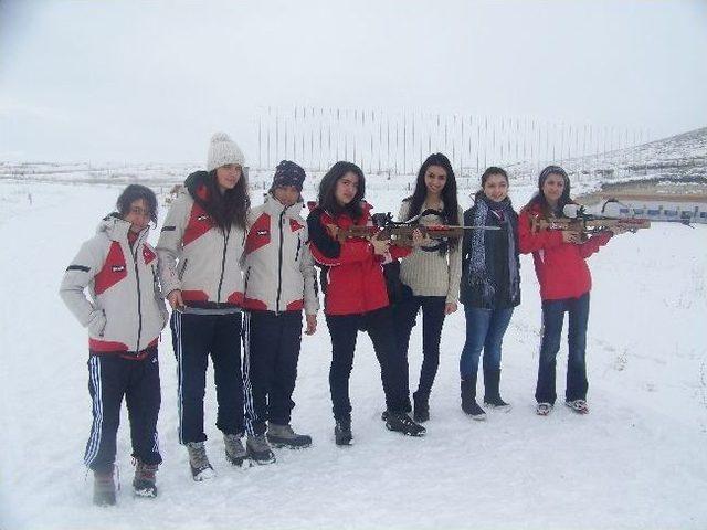 Erzurum İzcileri Soğuk Havaya Meydan Okuyarak Kandilli&rsquo;de Kamp Yaptı 1