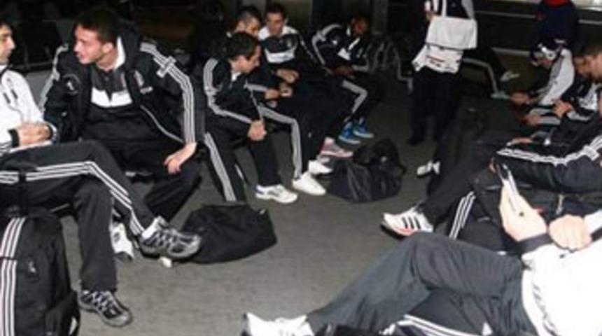 Beşiktaş kafilesi Elazığ&rsquo;da