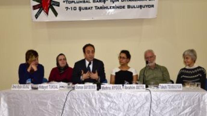 Baydemir: K&uuml;rt'&uuml;n T&uuml;rk'e, T&uuml;rk'&uuml;n K&uuml;rt'e Kurşun Sıkması Haramdır