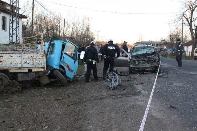 Salıpazarı&rsquo;nda Kaza: 2 Yaralı 1