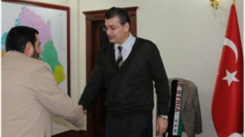 Vali G&uuml;ven&ccedil;'in atkısı