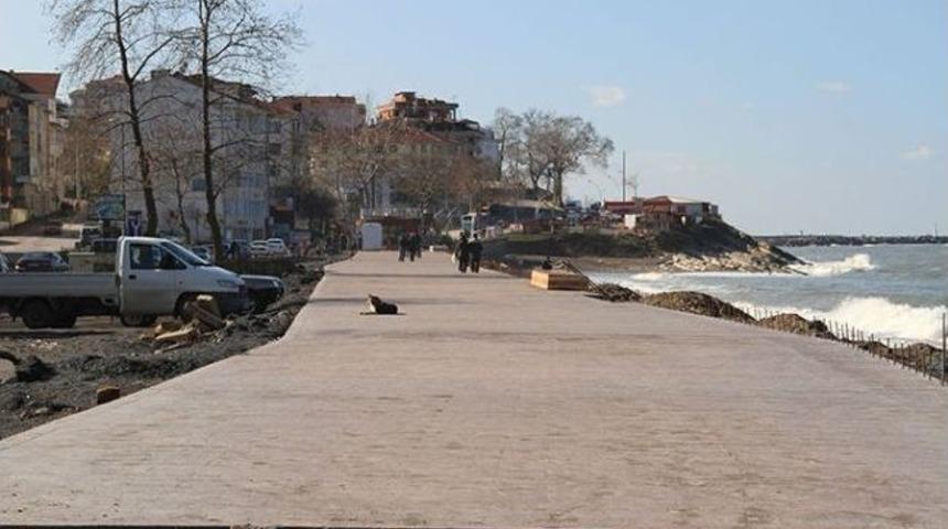 &Ccedil;uhalı Sahil Gezi Yolu &Ccedil;alışmaları Devam Ediyor