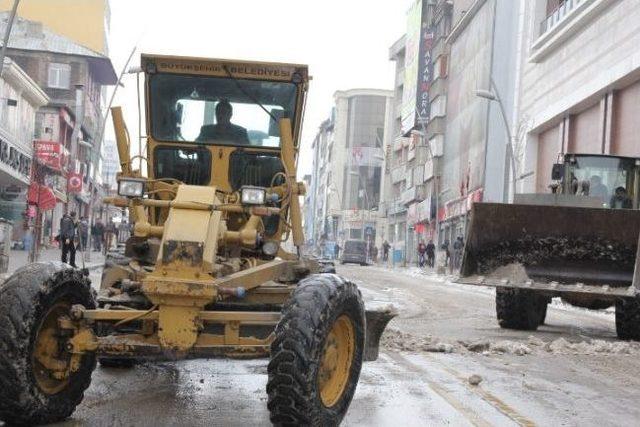 Erzurum’da 66 Köy Yolu Ulaşıma Kapandı