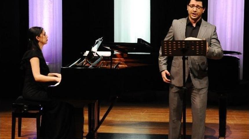 Karşıyaka&rsquo;da Oda Şarkıları Konseri