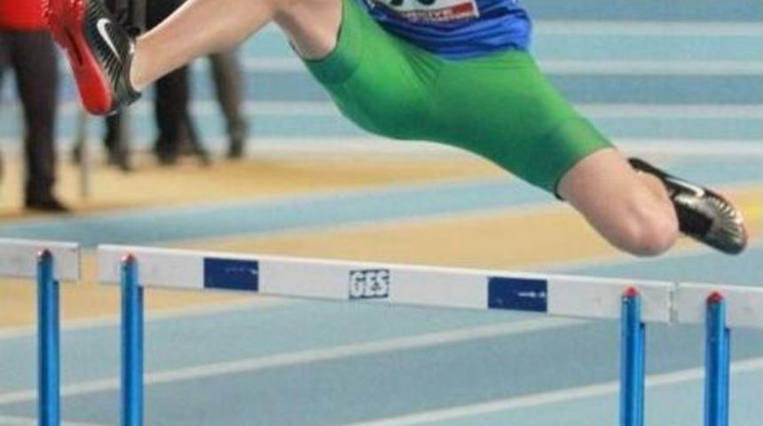 Yıldız Atletlerden &Uuml;st&uuml;n Performans