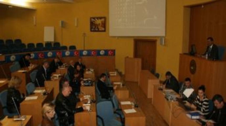 D&uuml;zce Belediye Mecisi Toplandı
