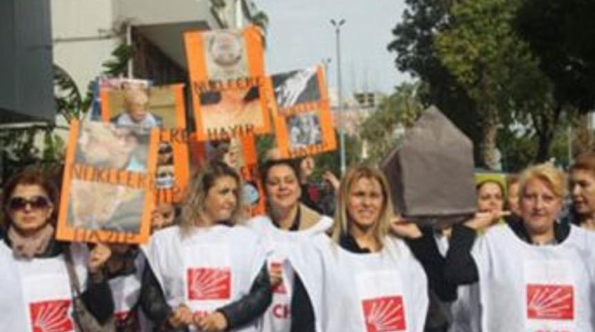 CHP’den tabutlu eylem...