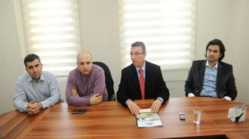 &Ccedil;anakkale'deki Sağlık&ccedil;ılar Dernek Kurdu