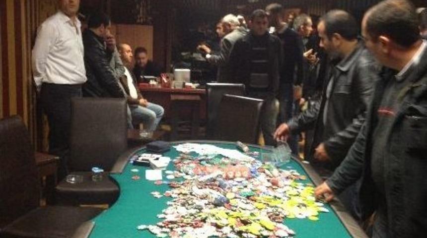 Kumarhane Baskınında 35 Gözaltı