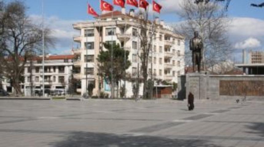 Düzce Anıtpark’ın Altı 500 Araçlık Otopark Olacak