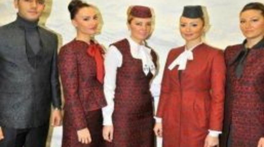 THY&rsquo;nin Yeni Hostes Kıyafetleri Sosyal Medyada