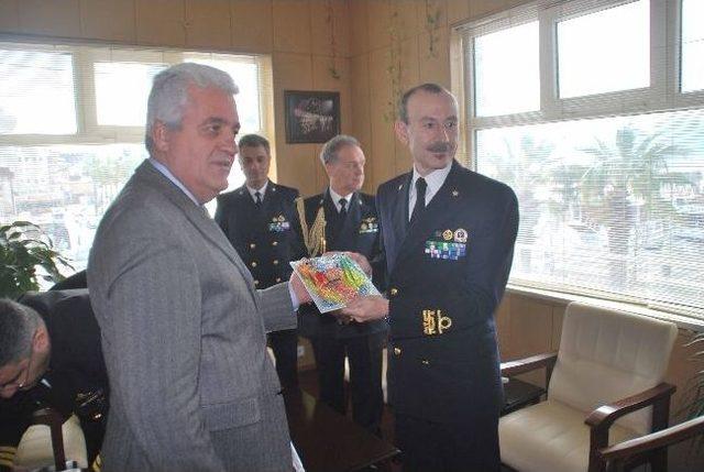 İtalyan Askeri Gemisinin Komutanlarından Kaymakama Ziyaret 1