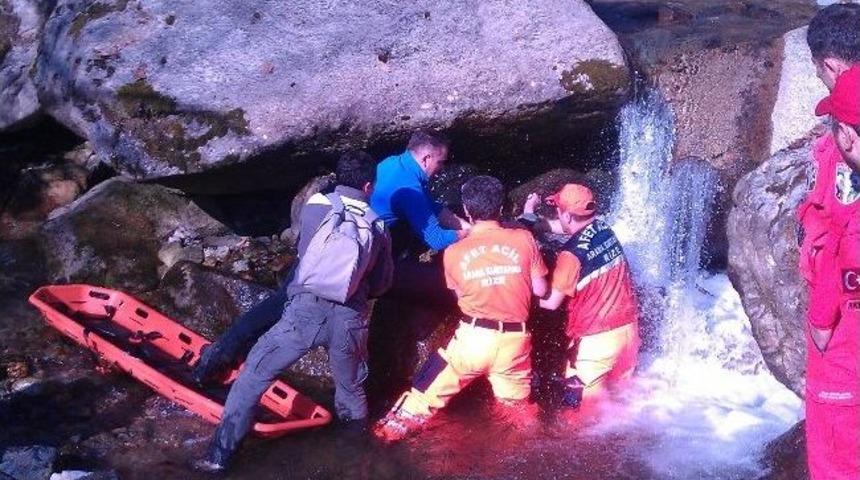Rize'de d&uuml;n kaybolan Naime Cihan &ouml;l&uuml; bulundu