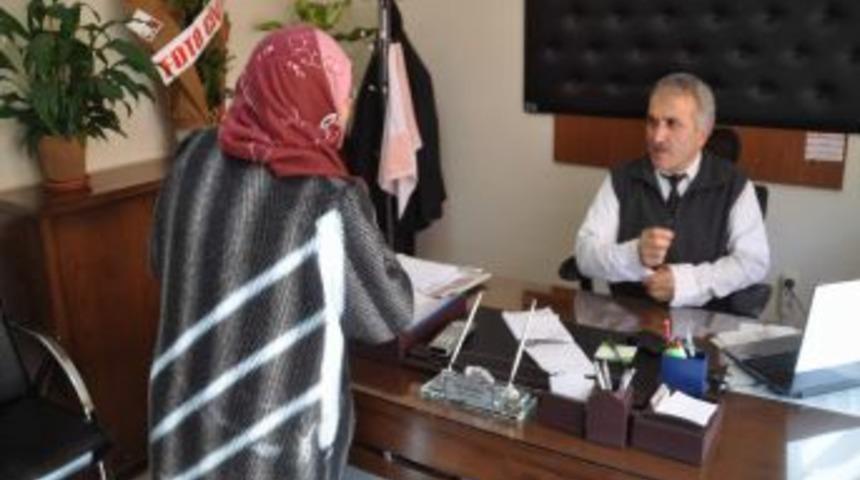 Yozgat'ta Dar Gelirli Vatandaşlar Belediyeden Iş Istiyor