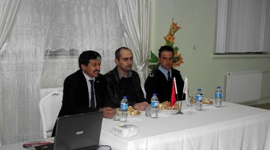 Yeni&ccedil;ubuk'ta B&uuml;rokratlar Ve Esnaflar G&uuml;venlik Kamerası İ&ccedil;in Toplandı