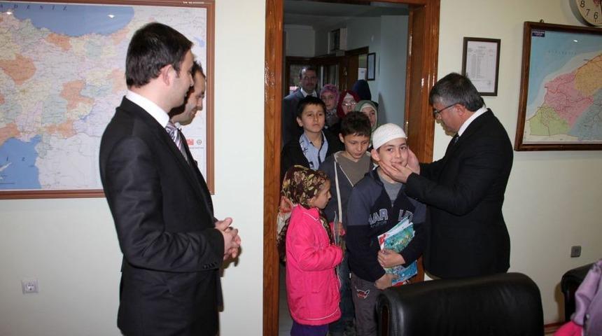 Yarıyıl Tatilinde 5 Vakit Namazlarını Camilerde Kıldılar