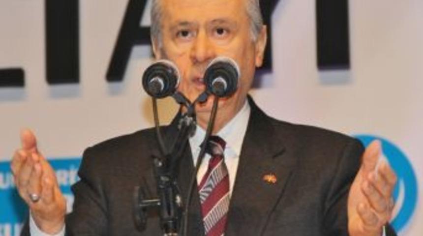 Bah&ccedil;eli, T&uuml;rk Gen&ccedil;lik Kurultayı Ve Ş&ouml;leni&rsquo;ne Katıldı