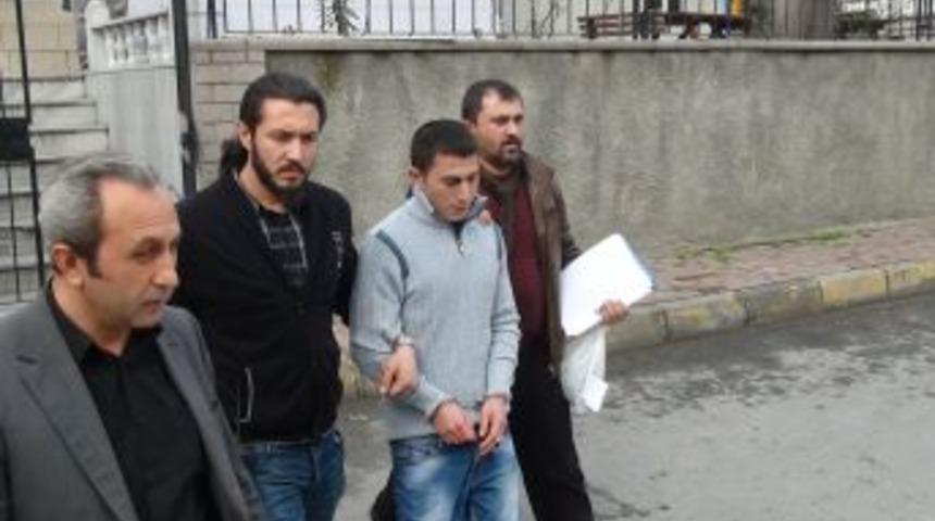 Babasını &Ouml;ld&uuml;ren Oğlu Adliyeye G&ouml;nderildi