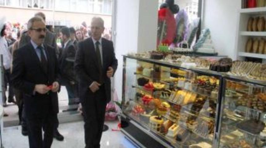 Zafer Unlu Mamulleri, 2. Şubesini A&ccedil;tı