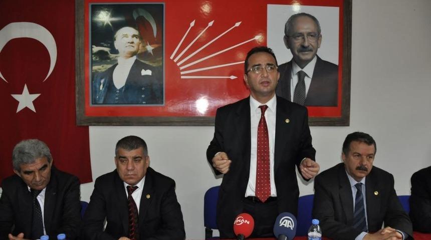 CHP&rsquo;li Tezcan: Başbakan Obama&rsquo;dan Daha Yetkili Başkanlık Istiyor