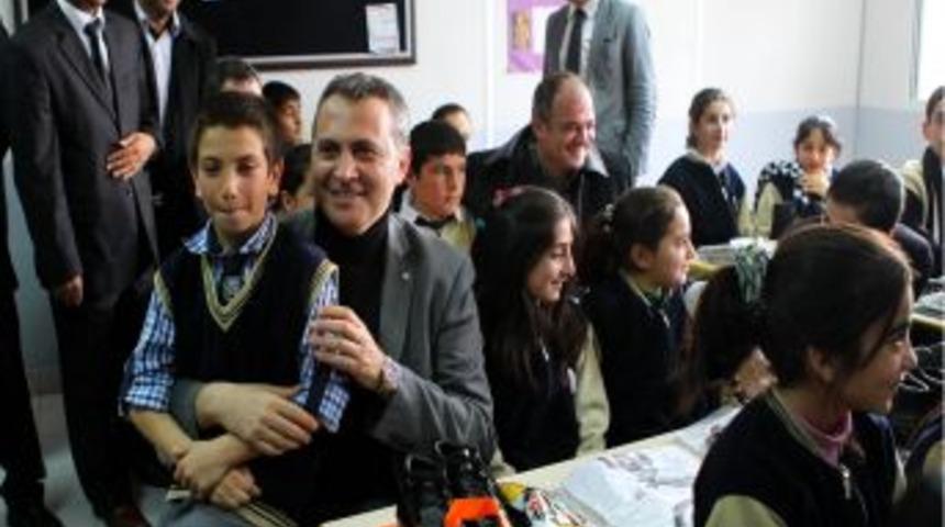 Beşiktaş Başkanı Fikret Orman, Elazığ'da