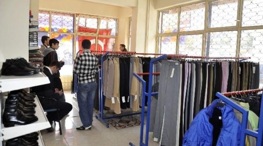 Kimse Yok Mu Derneği Yeni Yerinde