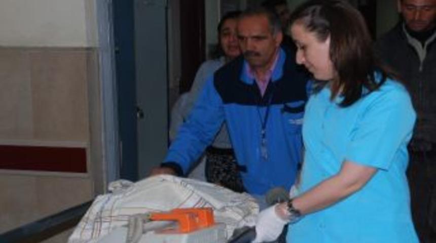 2. Kattan D&uuml;şen &Ccedil;ocuk Ağır Yaralandı