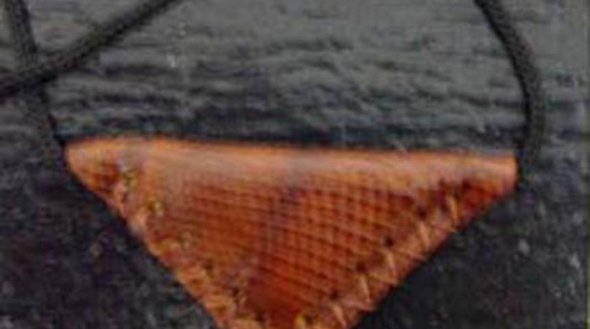 Cinayeti 'cevşen' aydınlattı...