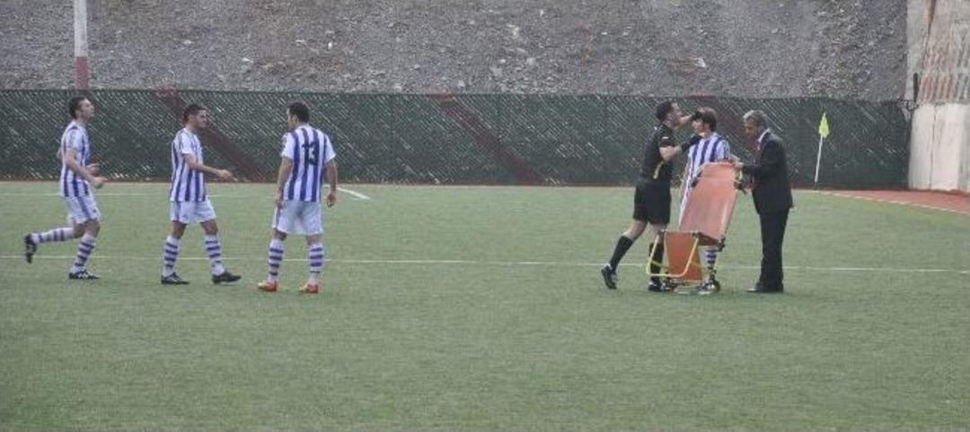 Amat&ouml;r Lig Ma&ccedil;ında Gergin Dakikalar