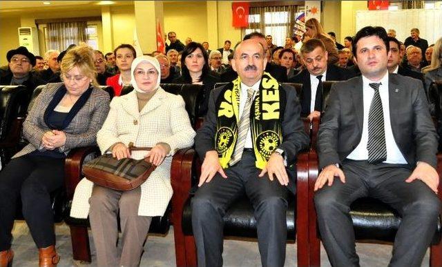 Sağlık Bakanı M&uuml;ezzinoğlu&rsquo;na İlk Muayene Minik Oğuz Efe&rsquo;den 1