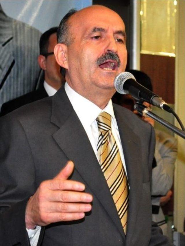 Sağlık Bakanı M&uuml;ezzinoğlu&rsquo;na İlk Muayene Minik Oğuz Efe&rsquo;den 3